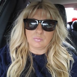 Meet your Posher, Candice